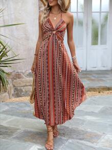 Breezaya Vestido largo estilo vacacional con estampado floral, cuello halter, eslabones circulares y aberturas laterales - Outfit para playa vacacional