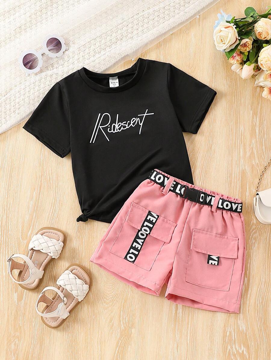 Koszulka dla młodej dziewczyny z prostym nadrukiem liter i szortami z paskiem 2 szt./zestaw