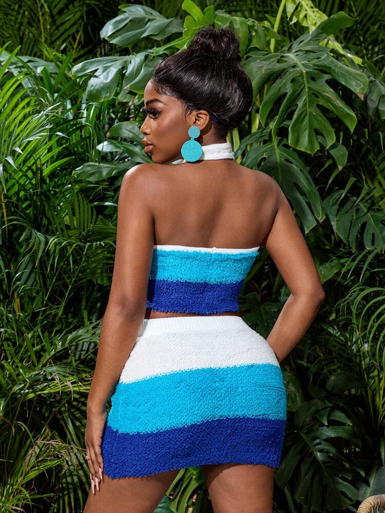 Holiday Color Block Slim Fit Crop Top With Halter Neck And Mini Skirt, Knitwear Set