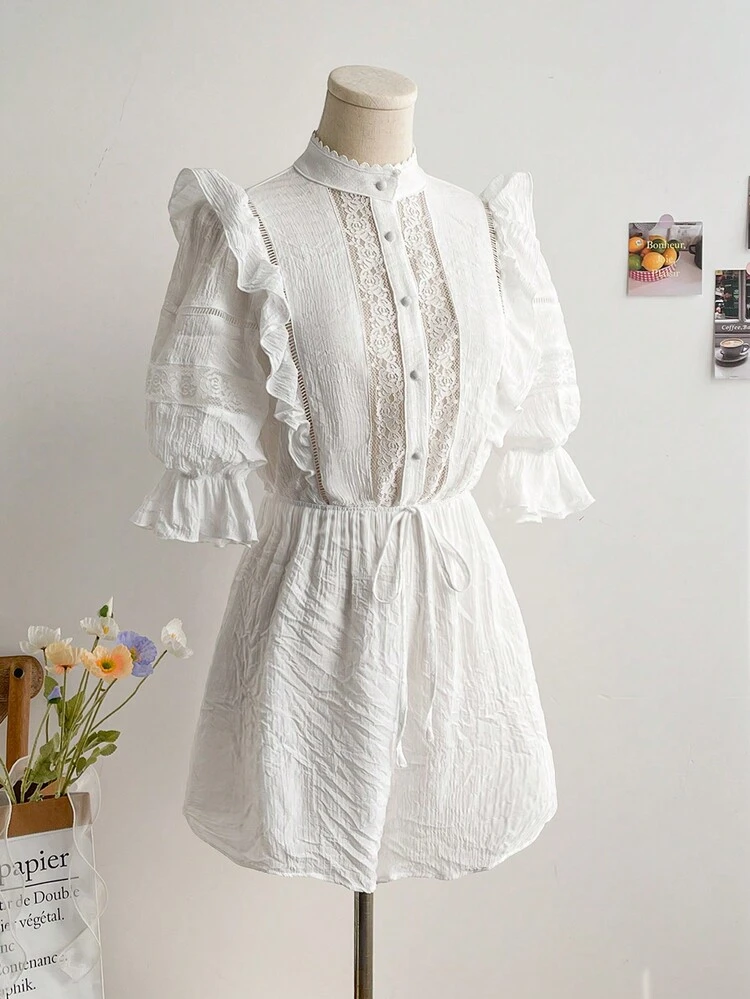 Women's Romantic Vacation Casual Lace Patchwork Romper With Ruffle Collar, Puffy Sleeves, Tie Waist, & Button Decor, Suitable For Wedding Season