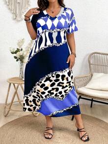 SHEIN Clasi 大尺寸女款夏季幾何豹紋V領短袖長款休閒連衣裙 - 藏蓝色 - 查看 4