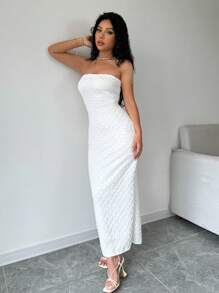 Chiquease 泡泡紋白色無肩線修身優雅連衣裙 - 白色 - 查看 6