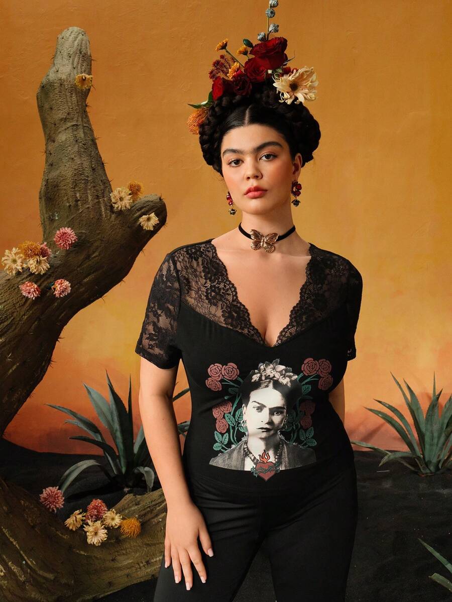 Frida Kahlo X SHEIN Plus Size Inspired Floral Portrait Print Lace Patchwork Short Sleeve Slim Fit T-Shirt For Summer