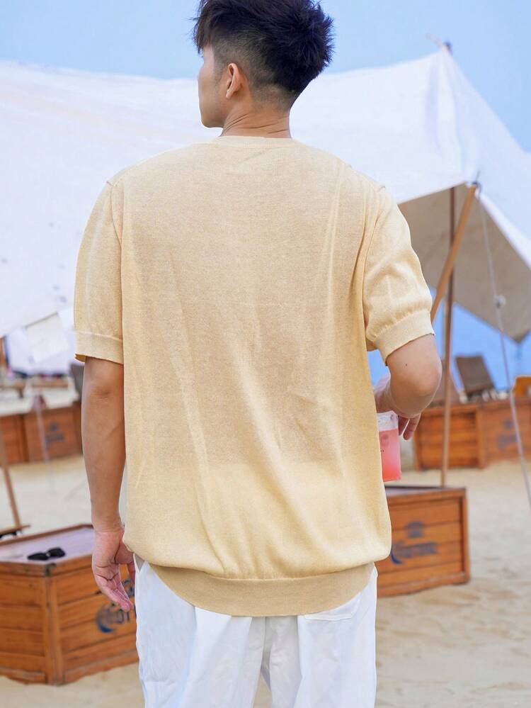 Men Plain Knitted Top For Summer Vacation
