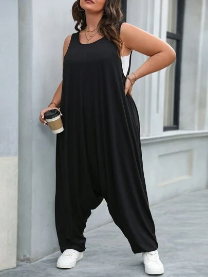 SHEIN CURVE+ Mono holgado de tirantes negros de talla grande con pantalones estilo harén