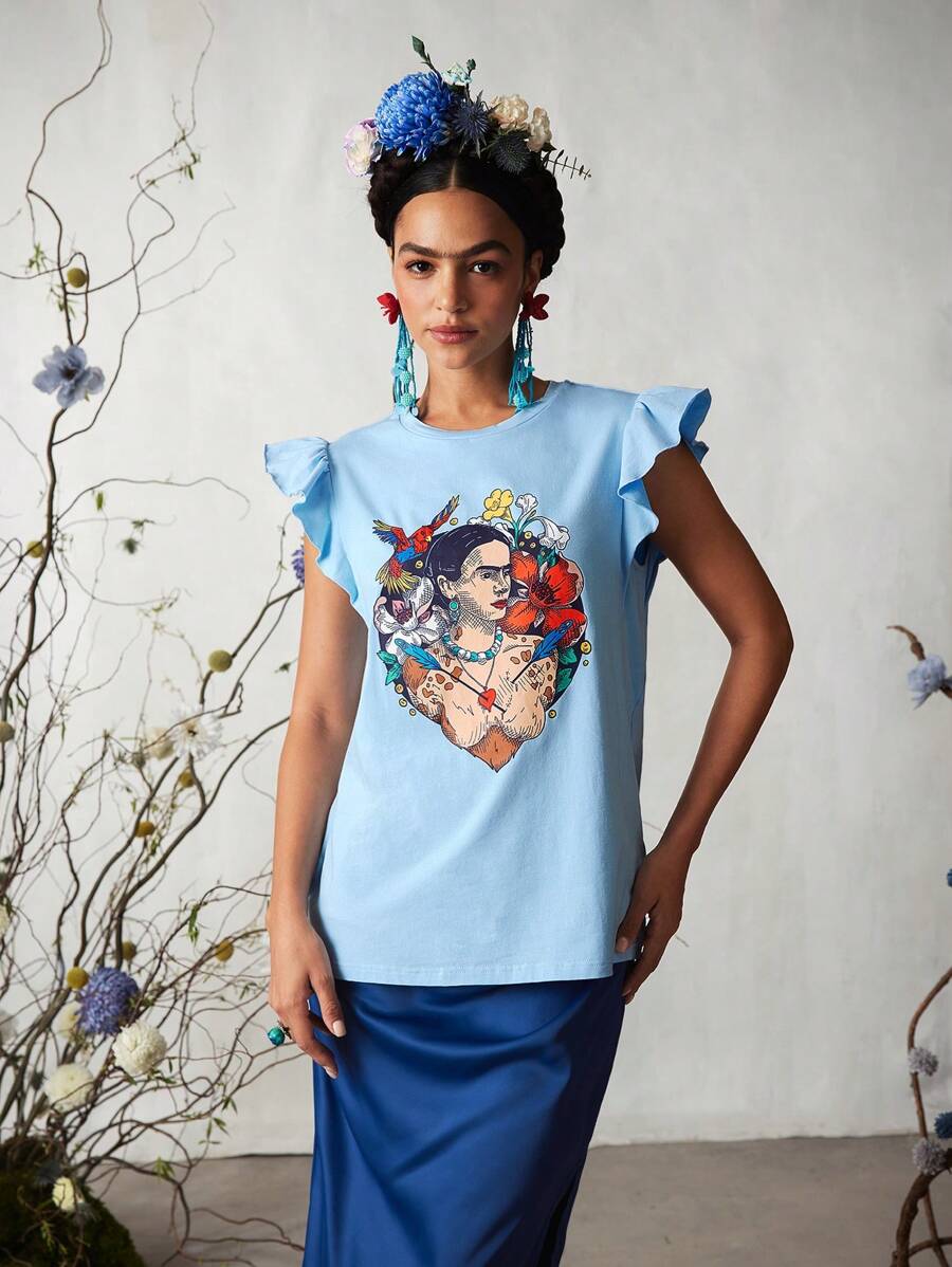 Frida Kahlo X SHEIN Plant & Portrait Print Ruffle Trim Vacation T-Shirt, Summer - Blå - Visa 1