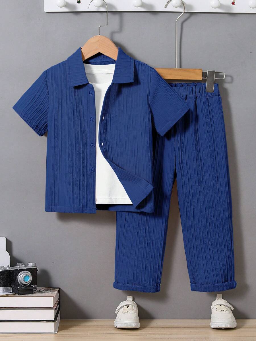 SHEIN 2 peças/Conjunto Menino Jovem Verão Casual Camisa de Manga Curta Cor Sólida e Conjunto de Calça Longa - Azul Royal - Visão 1