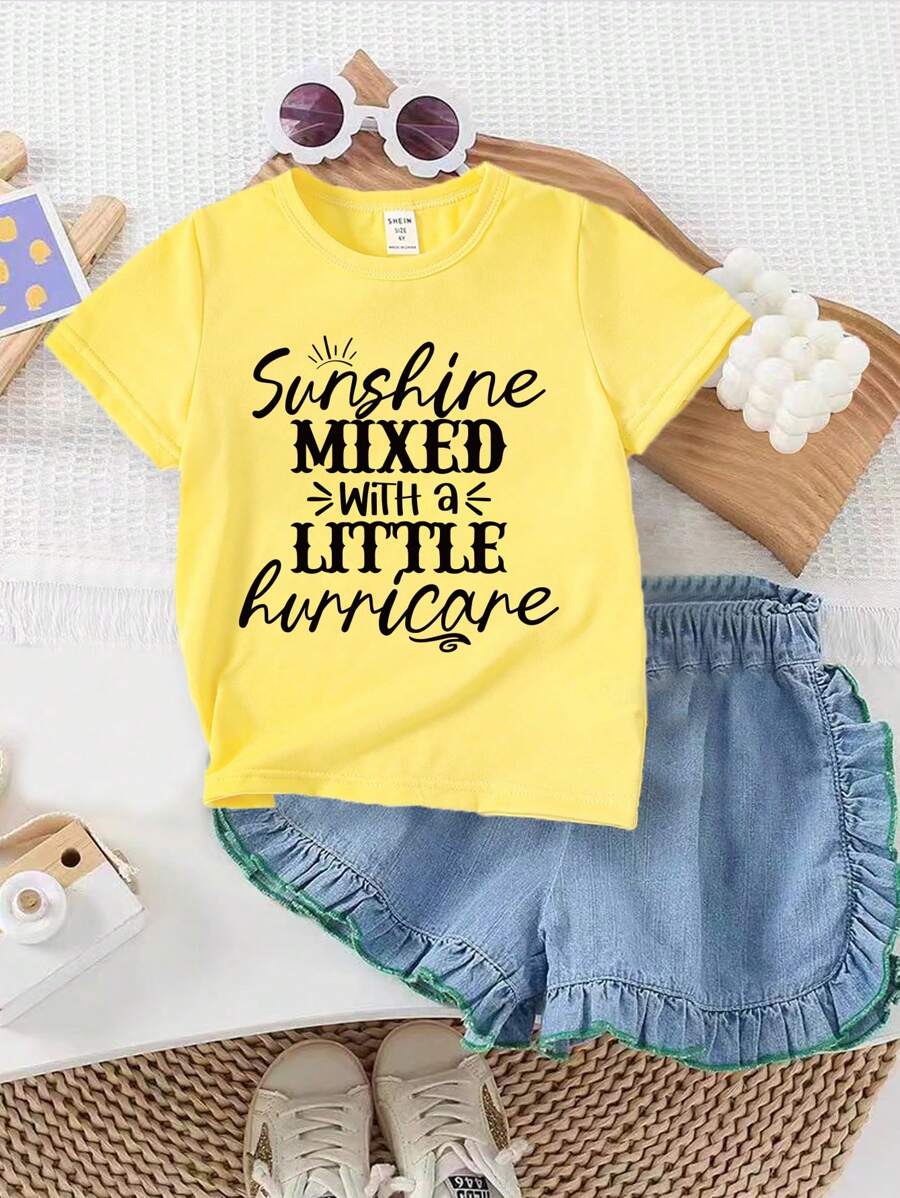 SHEIN GraphicGems Áo thun ngắn tay in khẩu hiệu mùa hè dành cho bé gái, kiểu dáng thời thượng, thích hợp mặc trong dịp Lễ Tạ ơn. - Màu vàng - Xem 1