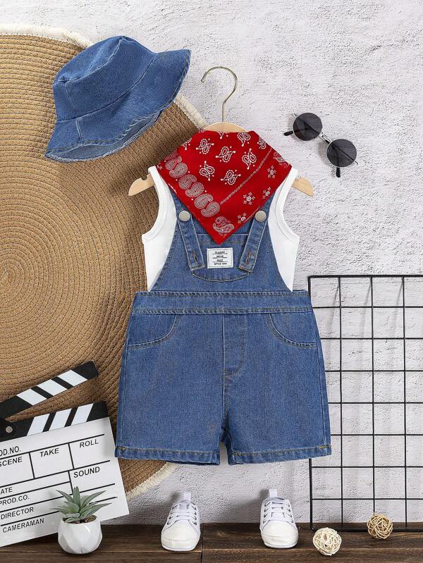 SHEIN Bebeluş băieţel 4 bucăţi/Set Salopete din denim cu spălare lejeră, pantaloni scurţi şi maieu, pălărie din blugi şi set bandană roşie pentru ţinute la modă de primăvară/vară.
