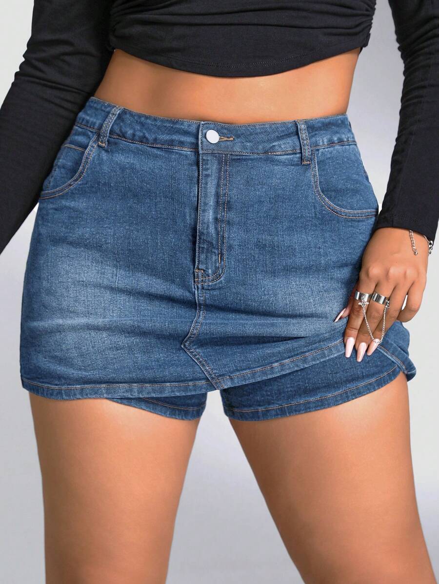 SHEIN ICON Plus Size Women Plain Casual Denim Shorts For Daily Wear