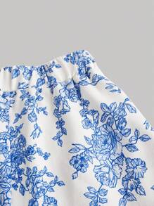 SHEIN MOD Bộ áo crop top trễ vai in họa tiết xanh trắng kèm dây buộc vai và quần short - Xanh và trắng - Xem 8