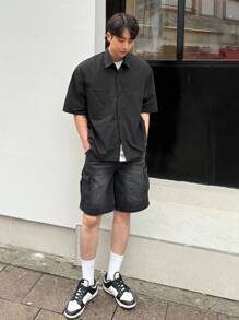 DAZY Camisa de manga corta para hombre de unicolor con botones frontales y cuello con solapa para el verano