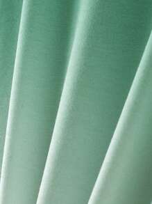 Manfinity LEGND 男士夏季休閒漸變字母印花短袖T恤和短褲套裝 - 彩色 - 查看 6