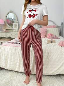 Snug Zone PJS15 Women Silk Pajamas Set, 140g Milk Silk Fabric, Digital Print Holiday Season - Red and White - View 3