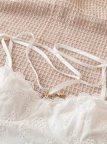 Soleia 女士度假海滩休闲夏季复活节毕业返校派对午餐可爱休闲夏季花园下午茶甜美可爱撞色蕾丝吊带背心纹理刺绣弹力细肩带抹胸白色上衣 - 白色 - 查看 4