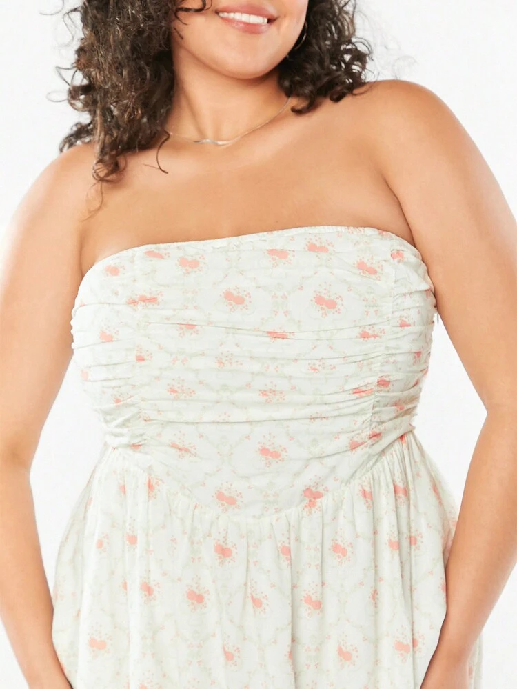 Plus Size Women Printed Pleated Strapless Dress With Wrinkled Design, Perfect For Summer Vacation And Beach