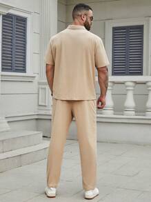 Manfinity Homme Conjunto de camisa de manga curta e calça comprida masculina Plus Size, casual, cor sólida - Damasco - Visão 2