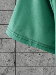 Manfinity LEGND 男士夏季休閒漸變字母印花短袖T恤和短褲套裝 - 彩色 - 查看 7