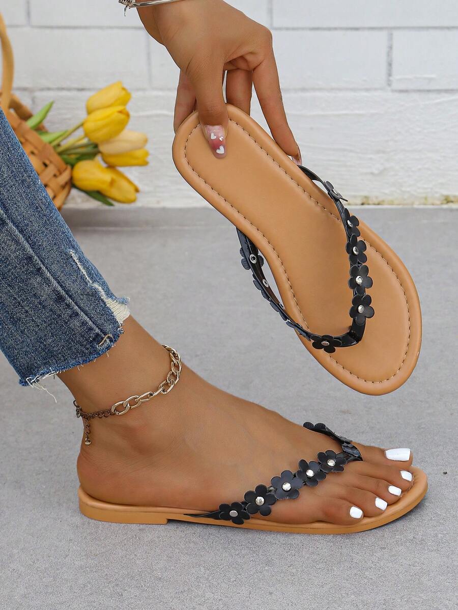 Women Flat Flip Flops, Black Flowers Thong Sandals - Black - View 1