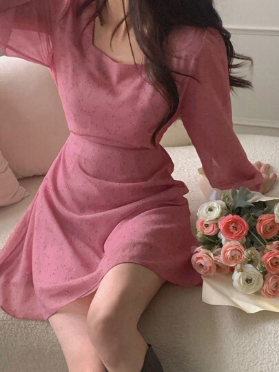 DAZY 女士时尚花卉印花腰带方领连衣裙、休闲女装、秋季连衣裙长袖连衣裙