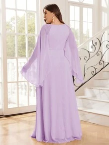 SHEIN Belle 大尺碼純色中空披肩袖優雅的伴娘服 - 紫丁香色 - 查看 2