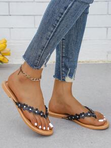 Women Flat Flip Flops, Black Flowers Thong Sandals - Black - View 2