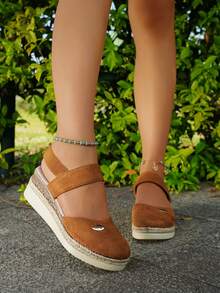 Women Rope Platform & Thick-Soled Sandals, Women Closed Toe Elastic Band Pumps With Brown Suede Upper - Brown - View 7