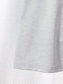 SHEIN 青少年男孩簡約印花圓領短袖T恤和短褲套裝 - 淺灰紫 - 查看 4