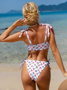 SHEIN Swim Bộ Bikini In Hình Anh Đào Cho Nữ, Bộ Bikini Kỳ Nghỉ Đi Biển Mùa Hè Họa Tiết In Ngẫu Nhiên - Nhiều màu - Xem 2