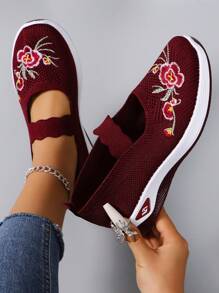 Fall/Winter New Arrival Women Casual Sports Shoes With Embroidered Traditional Chinese Style, Breathable, Comfortable And Lightweight,Sneakers For Women - Burgundy - View 3