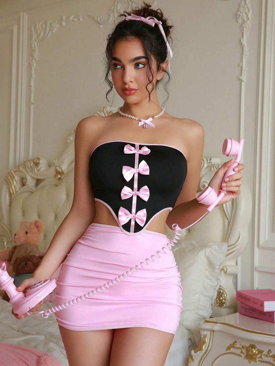 PetitDoll Vestido de lencería ajustado con fruncidos sin tirantes y moño, con tanga de espalda en T, conjunto de 2 piezas