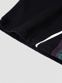 SHEIN Jeans casuales de mezclilla negra para adolescentes con estilo de patrón de rayos impresos en agua y lavado recto con piernas holgadas