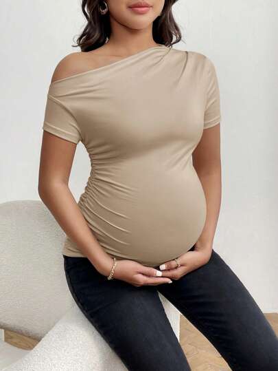 GentleRue Maternity Áo thun bà bầu dáng ôm cổ không đối xứng màu trơn đơn giản