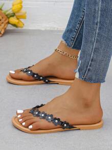 Women Flat Flip Flops, Black Flowers Thong Sandals - Black - View 4