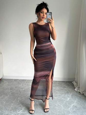 Rafferiza 女士無袖打褶連身裙，圓領款式