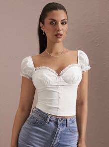 SHEIN BAE Blusa de manga corta con encaje blanco para uso diario, oficina o calle, con diseño sexy para mujer - Blanco - Ver 5