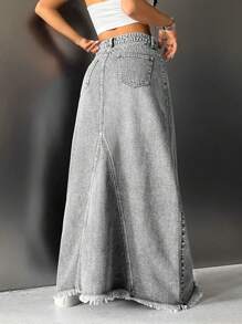 SHEIN ICON Váy denim thường ngày dành cho nữ có túi vá và viền sờn - Màu Xám nhạt - Xem 2