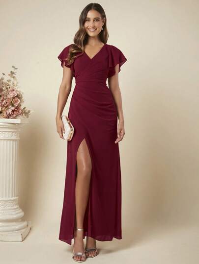 SHEIN Belle Burgundowo-czerwona jednokolorowa plisowana sukienka dla druhny z wysokim rozcięciem, bardzo długa, półformalna