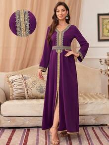 Women's Embroidered Patchwork Long Arabic Style Dress