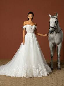 Sequined Flower Embroidery Off Shoulder Long Wedding Dress With Train - White - View 2
