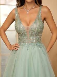 SHEIN Belle 優雅可愛的細肩帶串珠網紗連衣裙，配備傘狀擺裙，適合下午茶派對或雞尾酒會，淺綠色款式營造公主般的氣質 - 綠色 - 查看 3