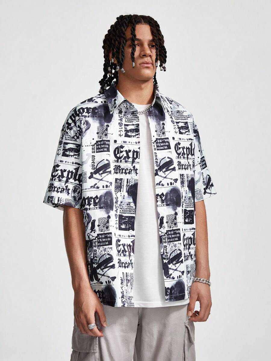 Manfinity NXTstreet Chemise décontractée d'été pour homme à manches courtes et ample avec imprimés de slogan - Noir et Blanc - Voir 1