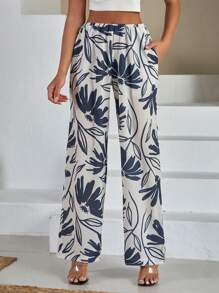 RueChic WOMEN BOTTOM PRINTED COMFORT PANT - Black and White - View 4