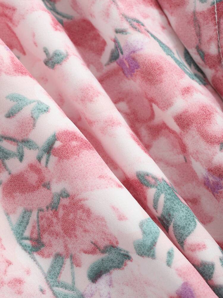 Dazy Petite Plus Plus Size Women Elegant V-Neck Short Puff Sleeve Holiday Dress With All-Over Flower Print For Summer Sundress Vacation Floral Boho