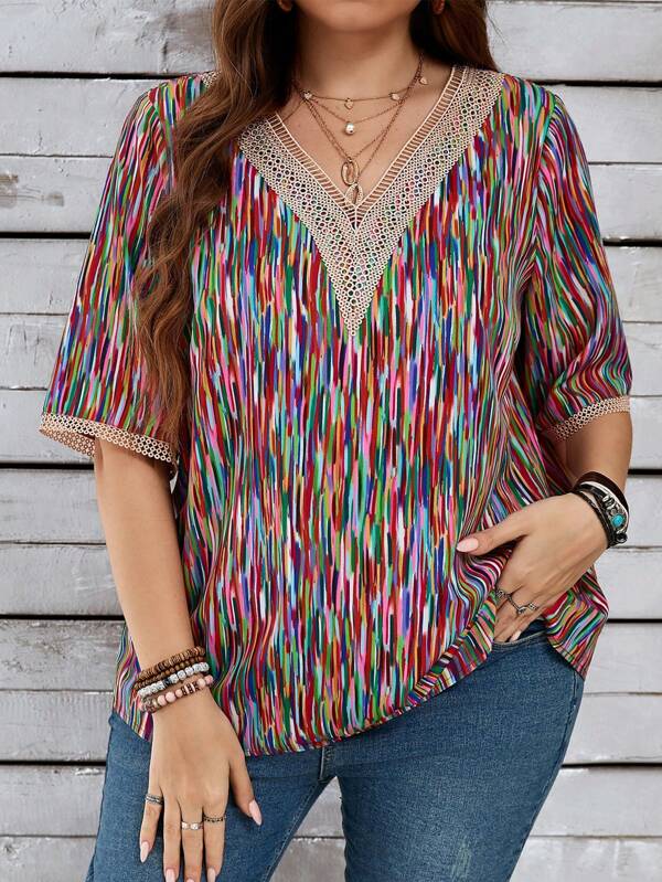 EMERY ROSE Plus Size Women's Fashionable V-Neck Loose Summer Daily Mom Shirts