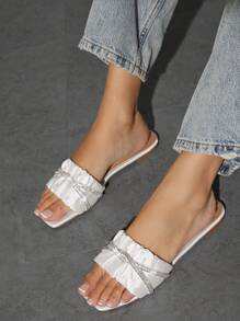 SHUZIA Giày sandal đế bằng màu trắng đơn giản dành cho nữ có trang trí bằng kim cương giả để mang hàng ngày - trắng - Xem 5