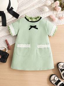 SHEIN Baby Girl Elegant Contrast Lace Bow Decor Short Sleeve Dress - Green - View 1