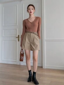 DAZY Women Shorts Tombol Kantong Zip Plain Casual - Coklat - View 3