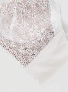 大尺碼女士蕾絲有鋼圈內衣