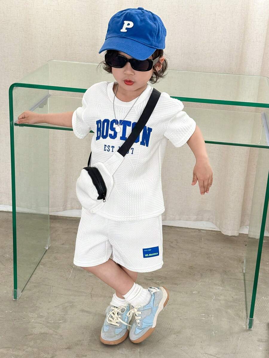 SHEIN Summer,Holiday,Traveler Young Boys' Street Style Cool Texture Fabric Tee Shorts Backpack 3pcs Set For Summer